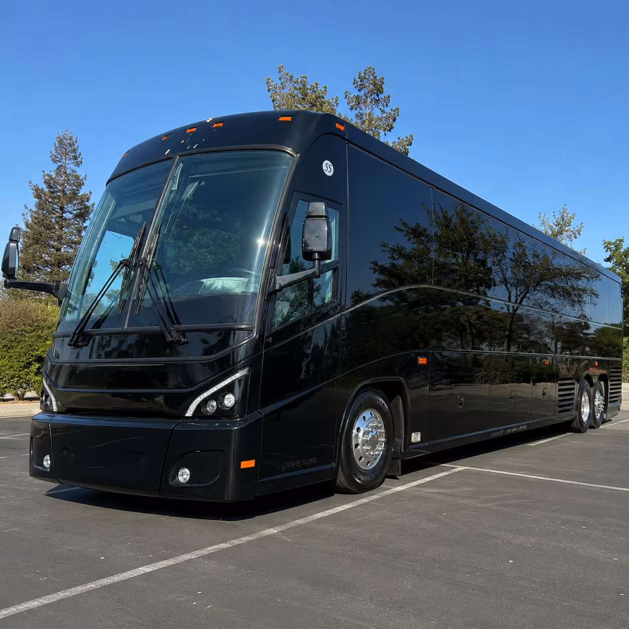 bringing your group to mohegan sun arena or the meadows music theatre a charter bus makes the distance easy