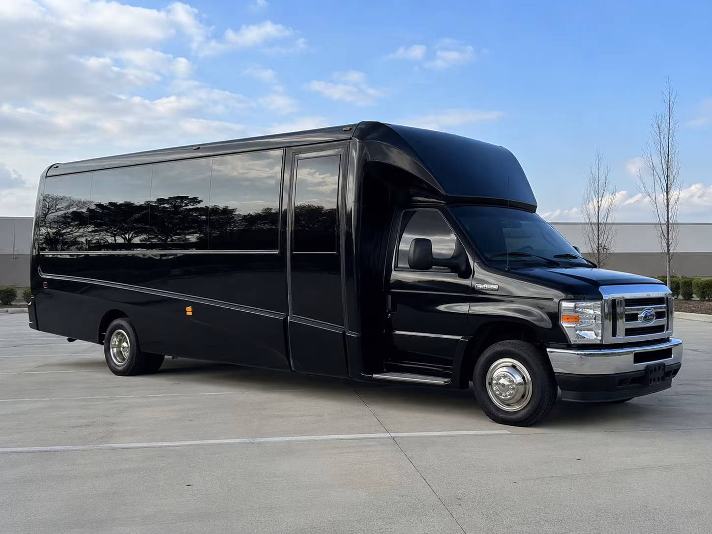 bus rentals to the maritime aquarium beardsley zoo and beyond fairfield county