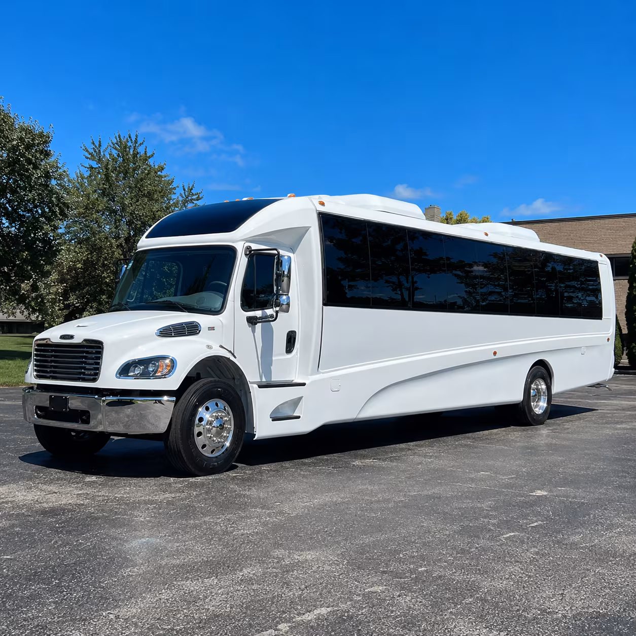 greenwichcharterbuscompany com makes conference and off site shuttles in greenwich simple