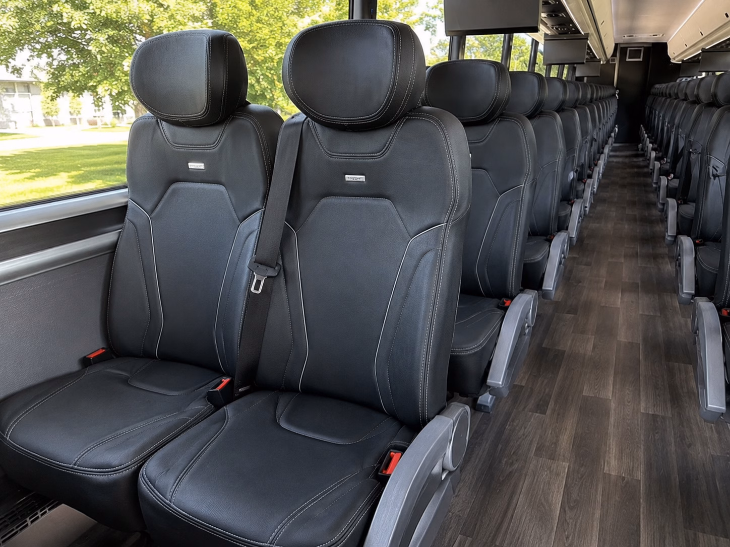 hartford field trip charter buses for hartford teachers and parents