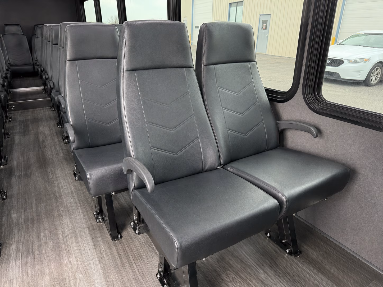new haven rent a long distance charter bus in new haven