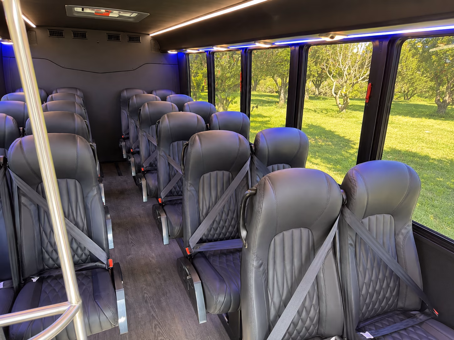 new york easy airport shuttle bus rentals in new york