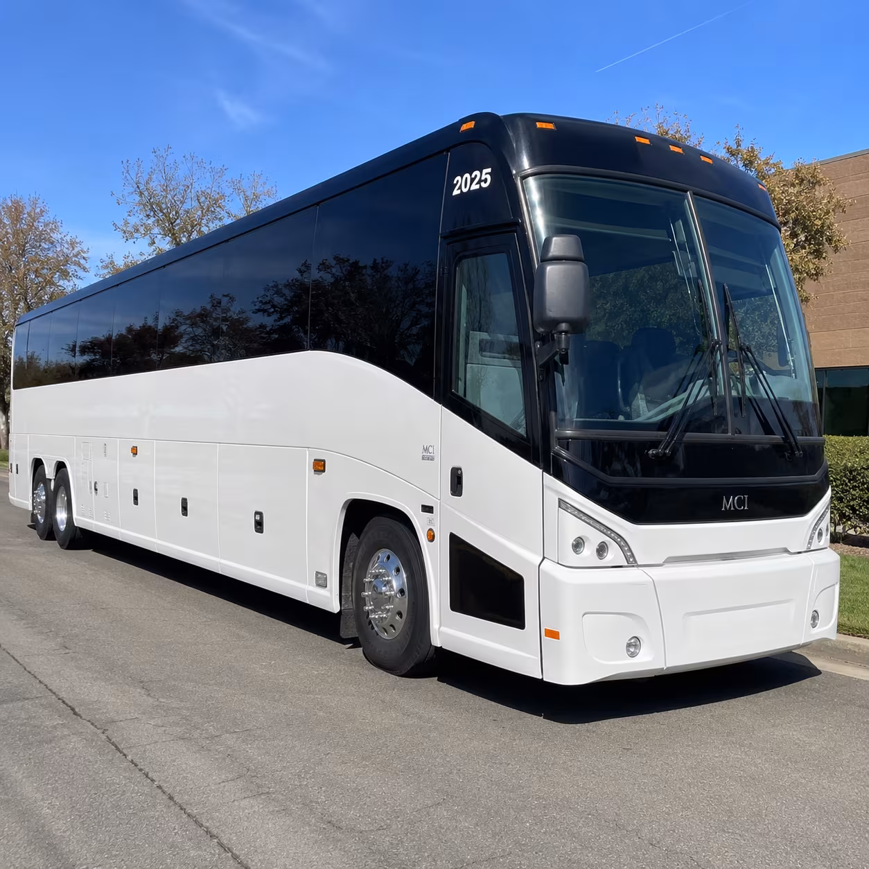 stamford travel to stamford concerts on a charter bus rental