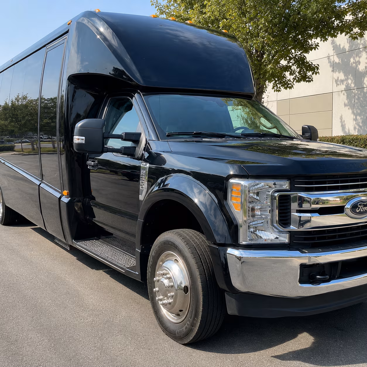 waterbury book shuttle buses for employees in waterbury