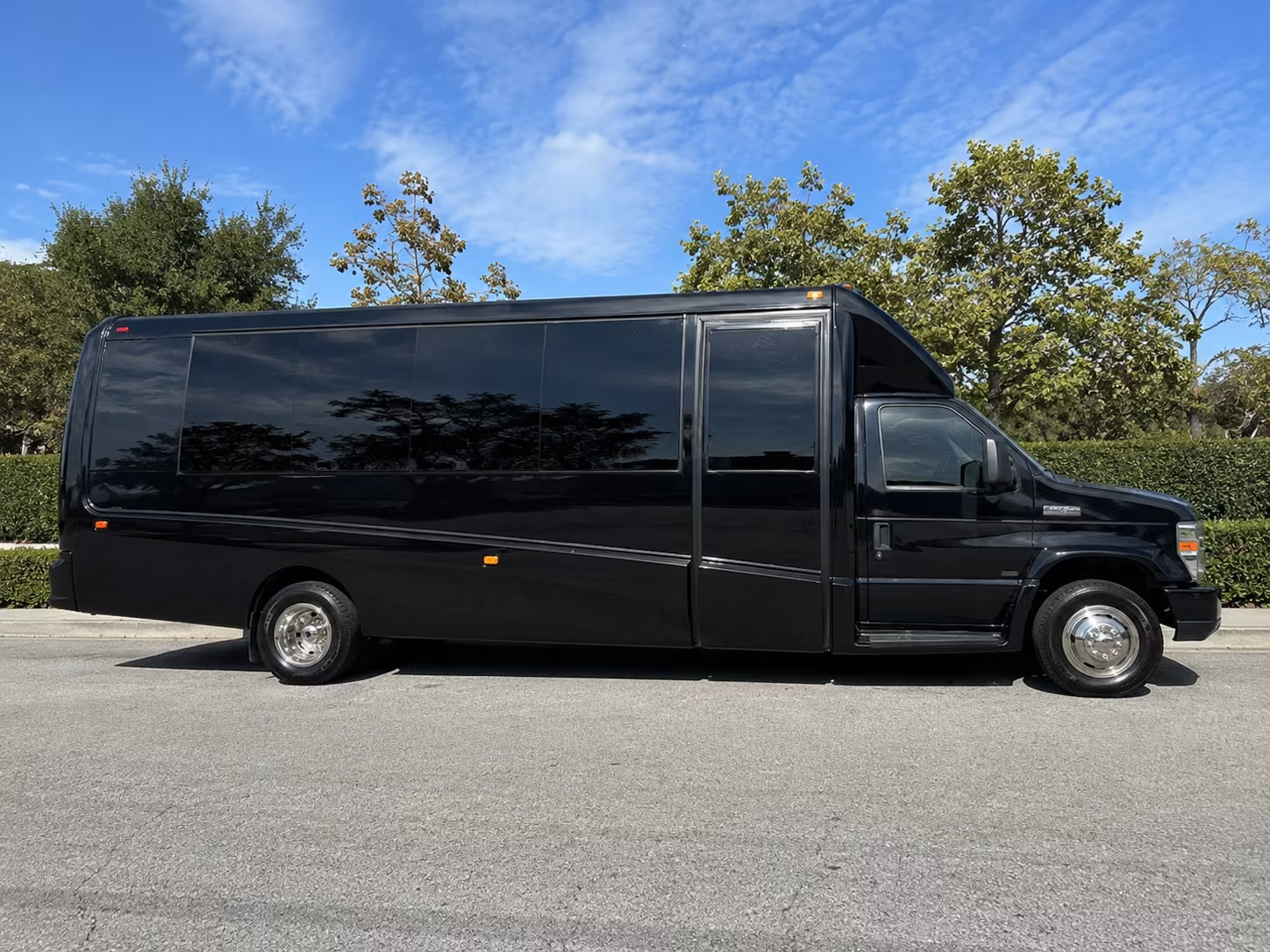 with greenwichcharterbuscompany com you can compare field trip buses for greenwich public and private schools